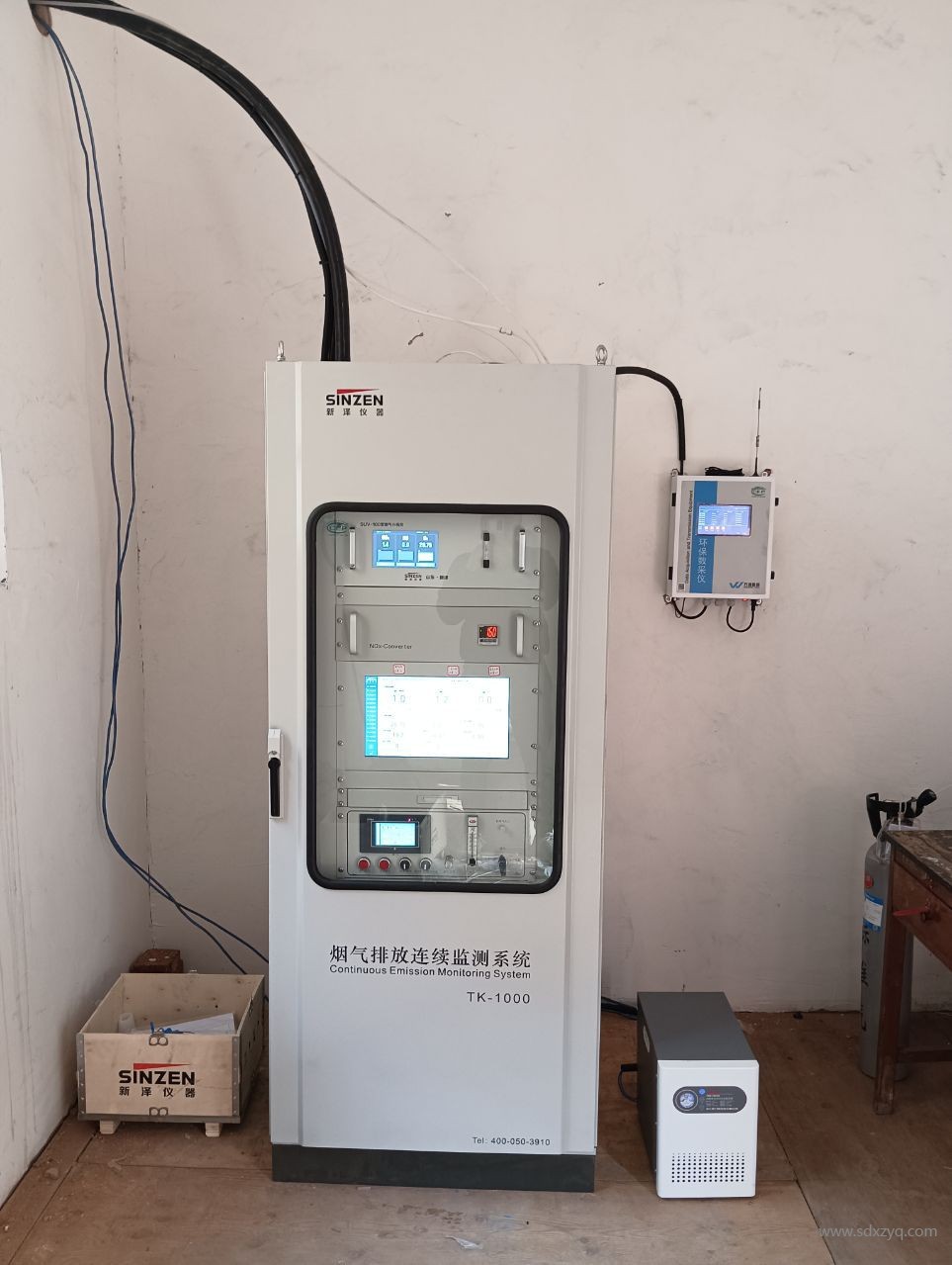 1712735043166786.jpg 煙氣在線監(jiān)測系統(tǒng)(超低).jpg